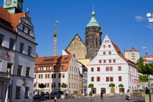 Marktplatz in Pirna mit Rathaus