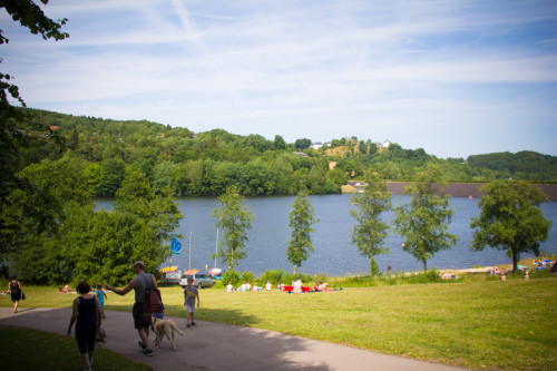 Blick aufs Freibad am See